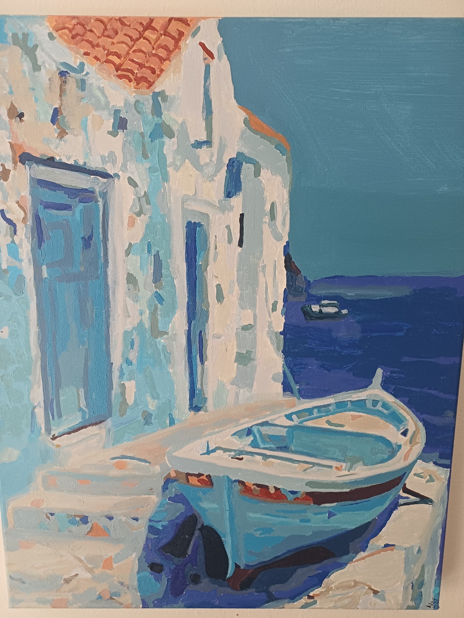 No 5 blue boat at home